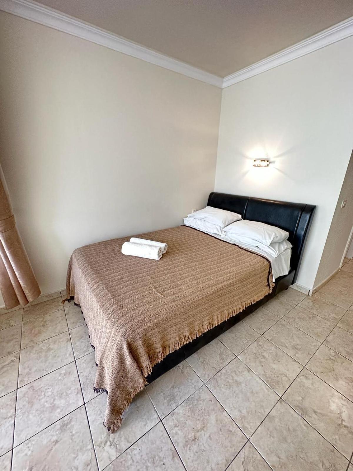 Firstline Apartment Los Cristianos Arona  Ngoại thất bức ảnh