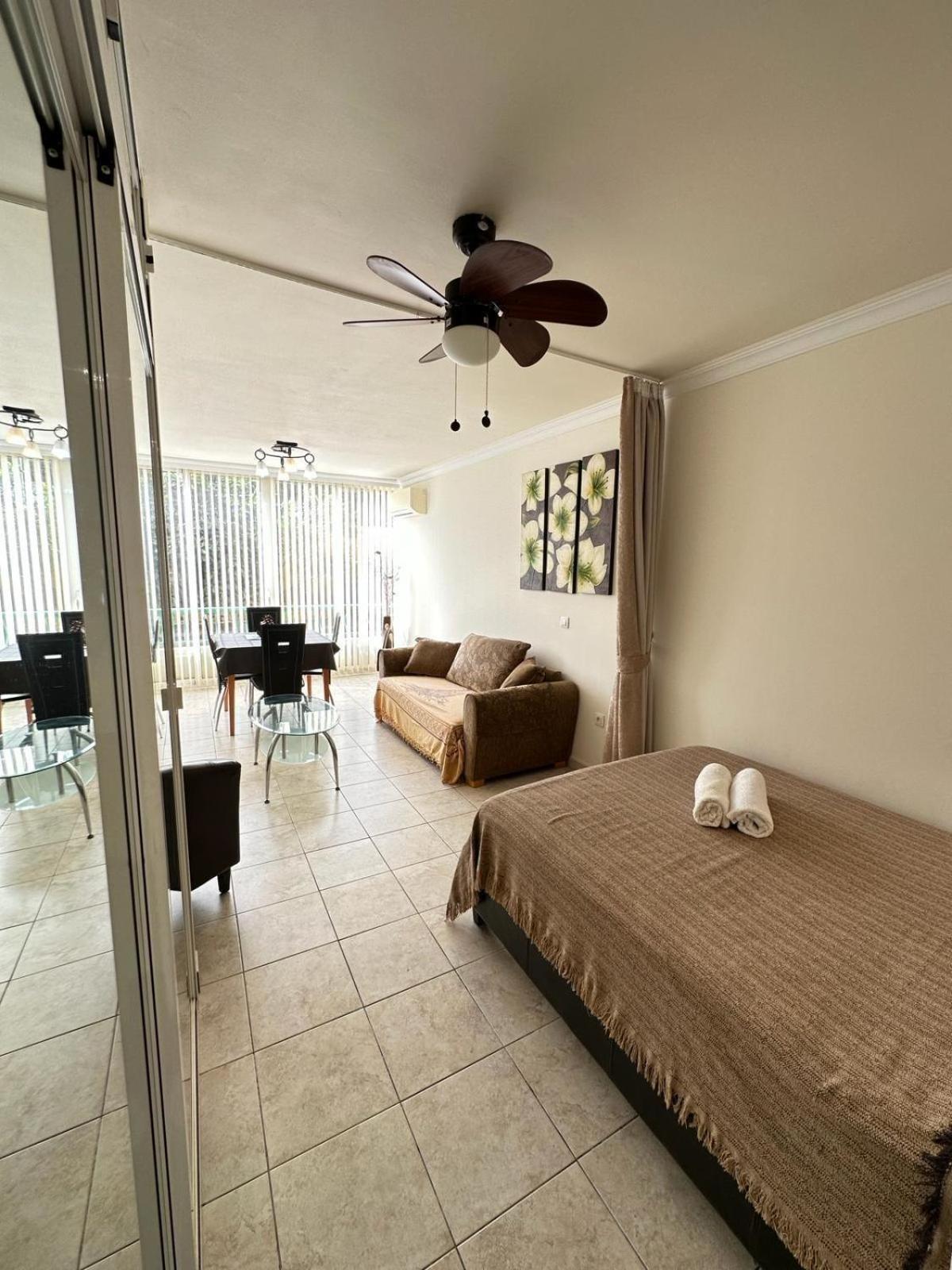 Firstline Apartment Los Cristianos Arona  Ngoại thất bức ảnh
