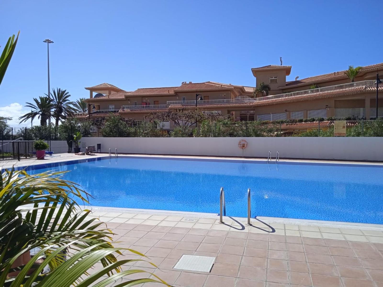 Firstline Apartment Los Cristianos Arona  Ngoại thất bức ảnh