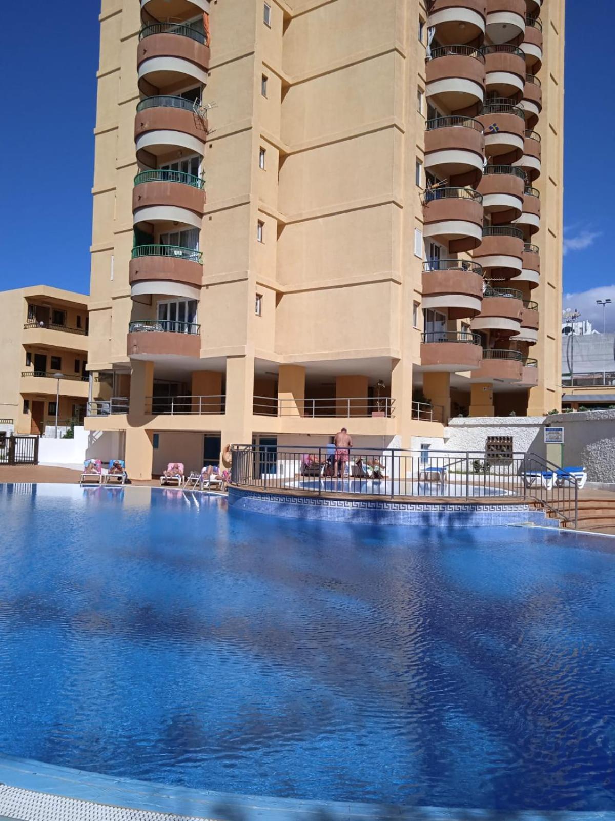 Firstline Apartment Los Cristianos Arona  Ngoại thất bức ảnh